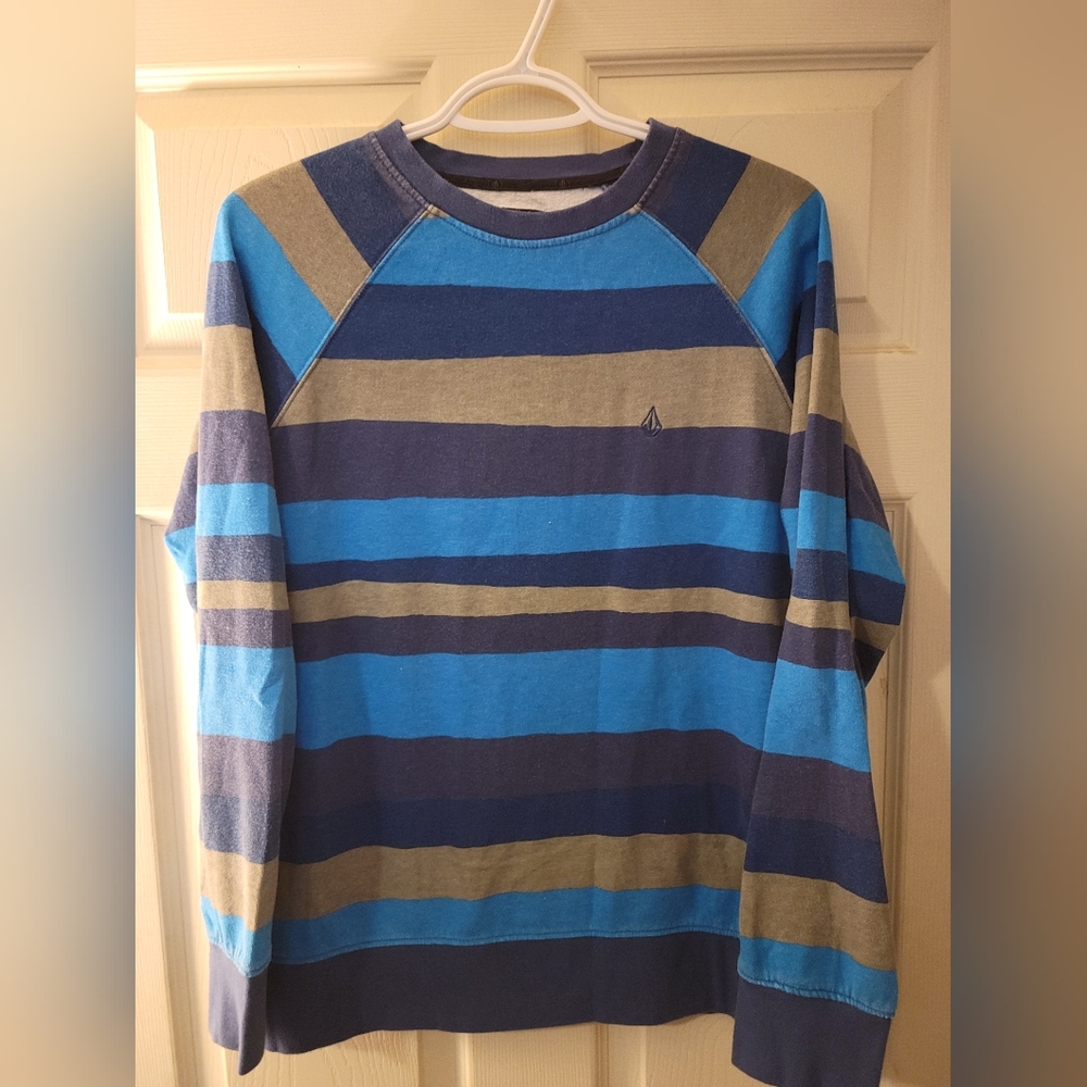 VOLCOM Striped Blue Long Sleeve 💙